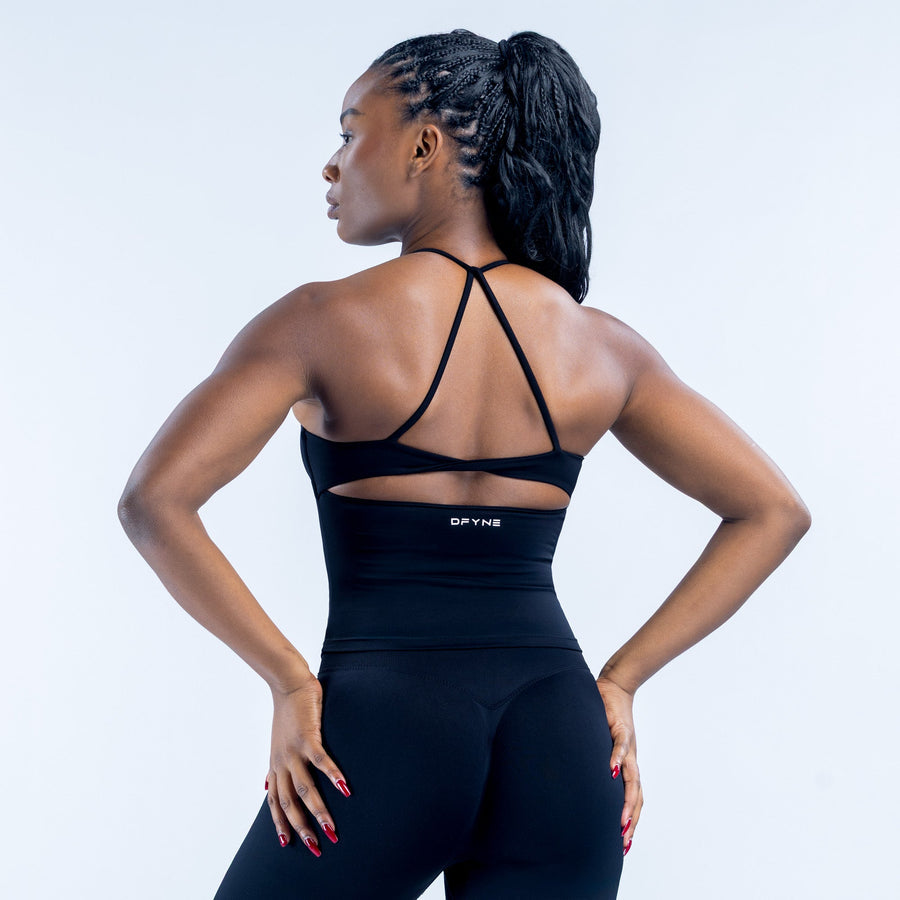 Dynamic Twist - Tops