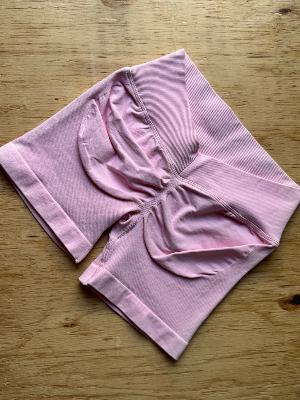 Short Deportivo Corte V - KEEPHATPUMP